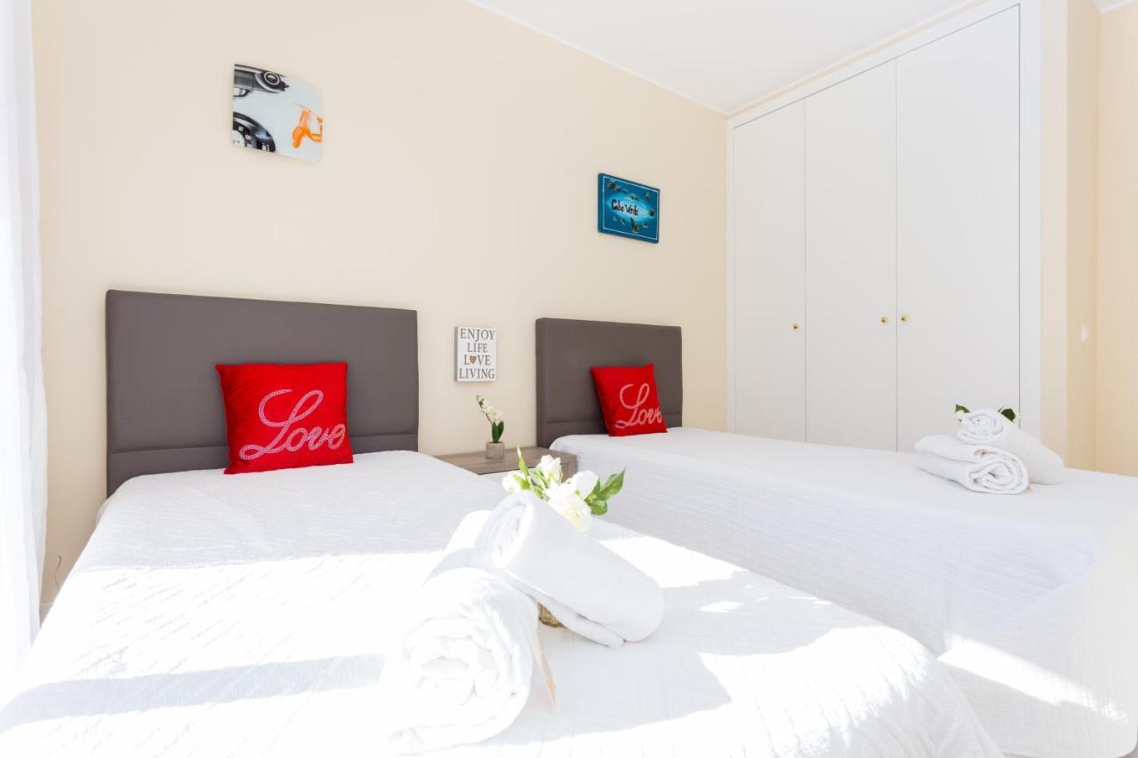 Litoralmar Beachfront Apartment Portimão Kültér fotó