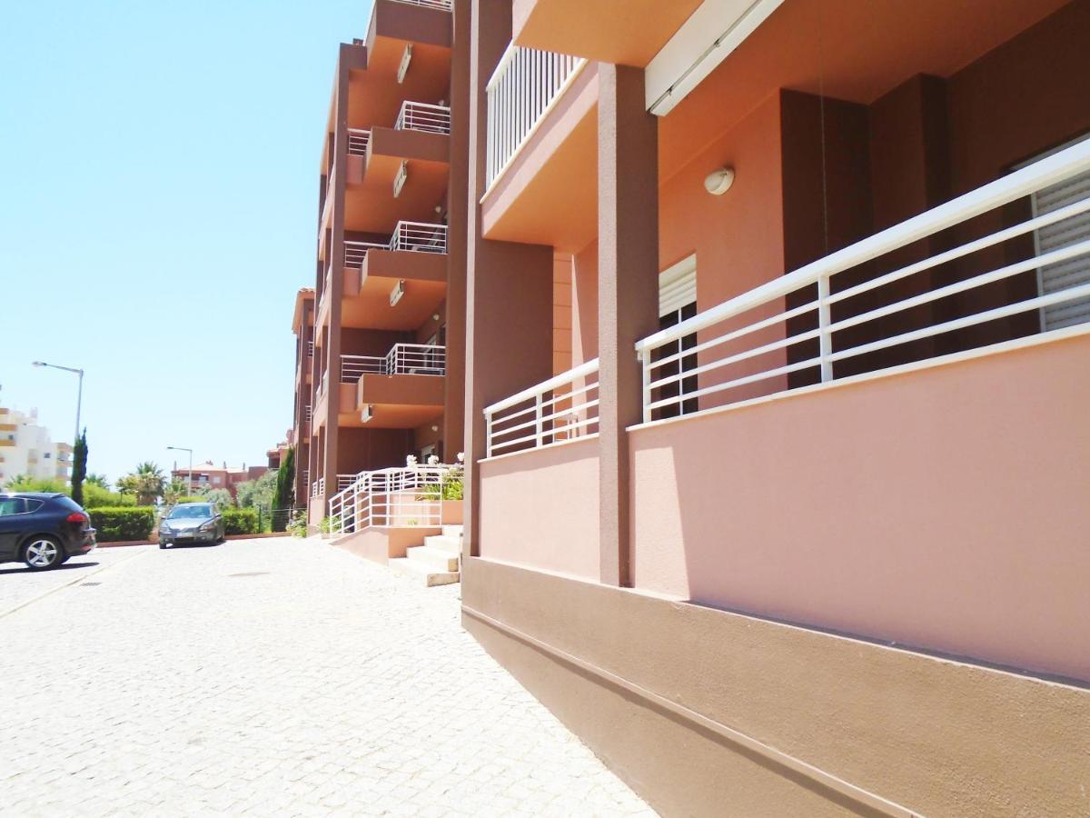 Litoralmar Beachfront Apartment Portimão Kültér fotó